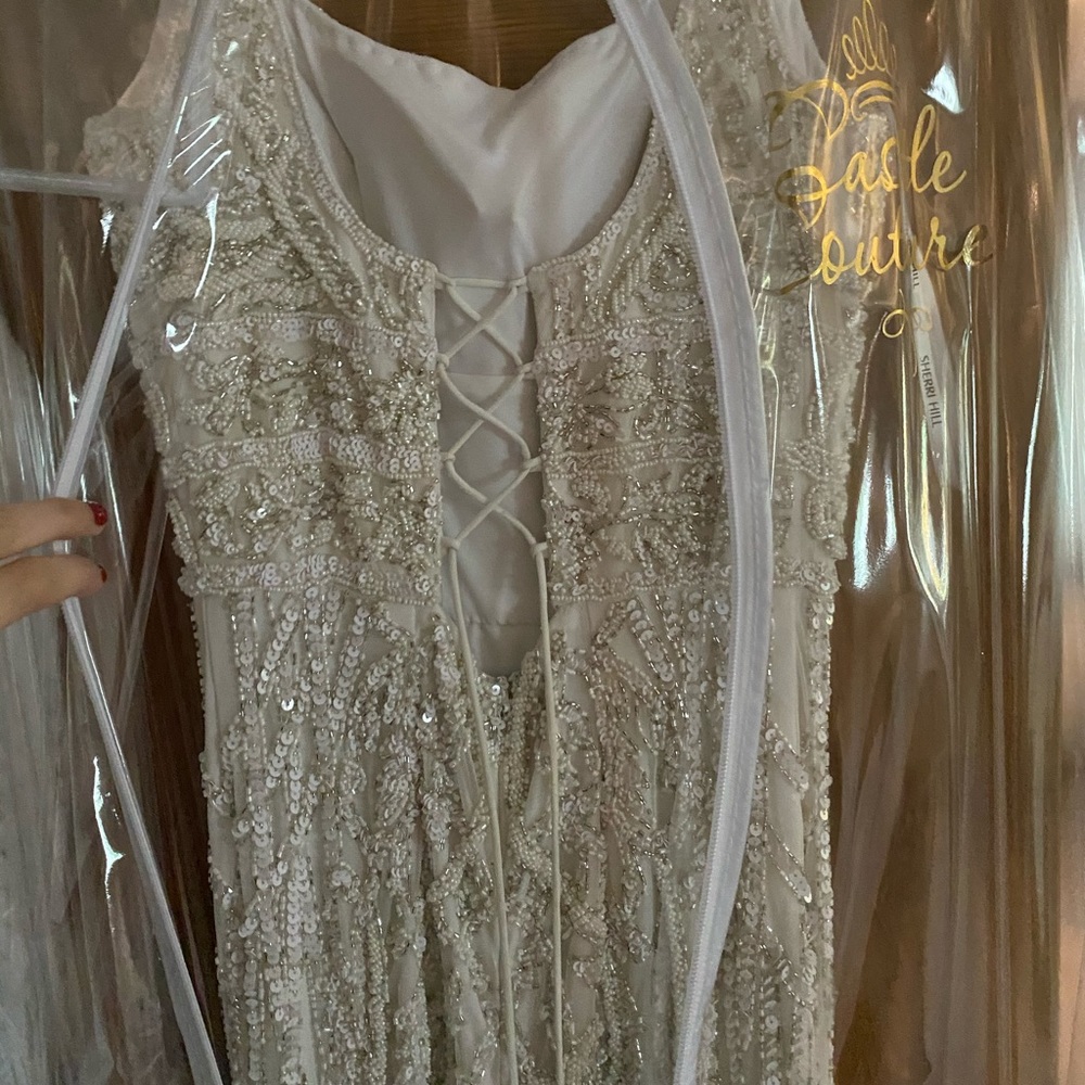SHERRI HILL IVORY BEADED GOWN - Picture 5 of 12